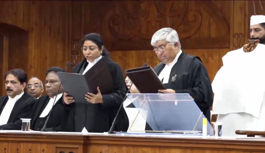 കേരള ഹൈക്കോടതിയിൽ പുതിയ ജഡ്ജിയായി എ.കെ. പ്രീത സത്യപ്രതിജ്ഞ ചെയ്തു