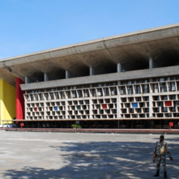 പ്രധാനാധ്യാപകനില്ല, ജീവനക്കാരില്ല: സർക്കാർ സ്കൂളിൻ്റെ അവസ്ഥയ്ക്കെതിരെ പഞ്ചാബ് ഹരിയാന ഹൈക്കോടതിയുടെ രൂക്ഷ വിമർശനം